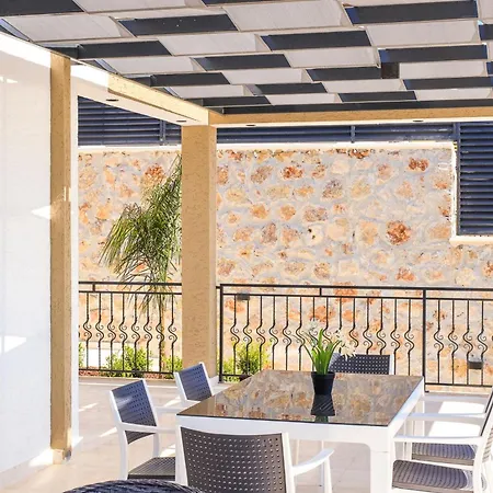 Maranga Villa